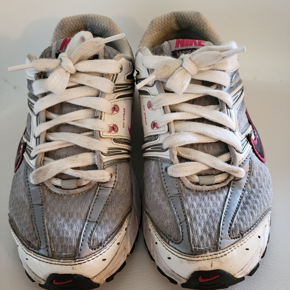LADIES NIKE AIR